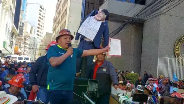 Manifestación de la Central Obrera Boliviana en La Paz.
