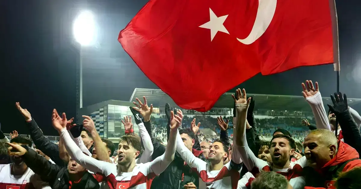 Jugadores turcos celebrando la clasificación al Mundial.