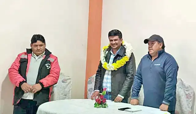 Luis Ayllón durante su campaña para la Gobernación de Chuquisaca.