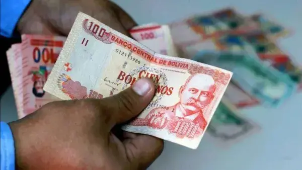 Imagen referencial de billetes y monedas.