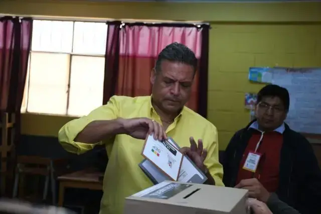 Luis Revilla en las elecciones subnacionales.