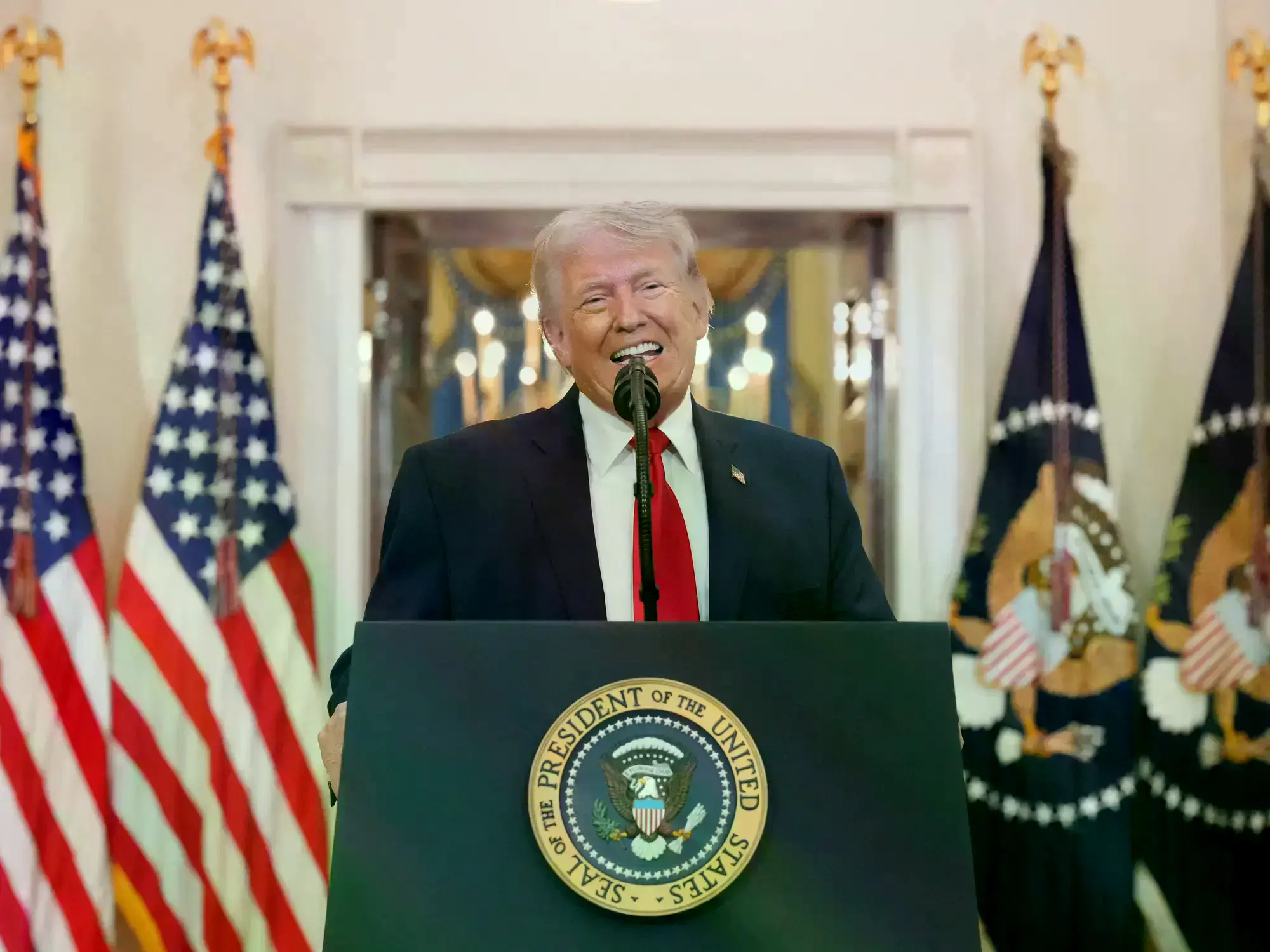 Dos aviones de combate F-15 habían sido derribados por Irán. Uno de los pilotos, estaba desaparecido.