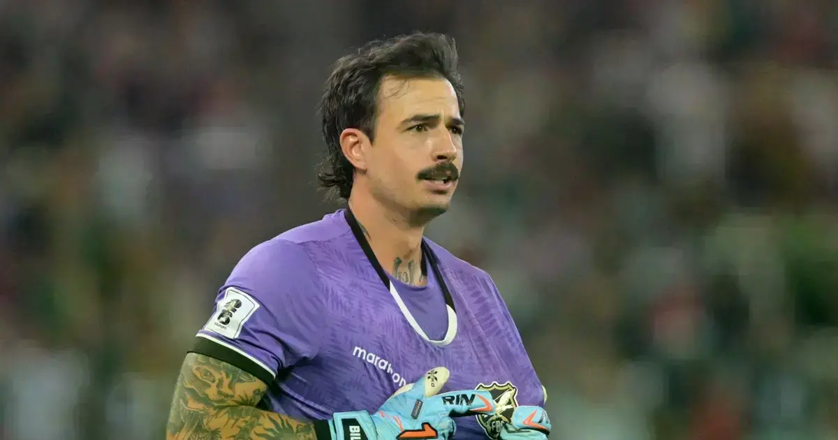 El arquero boliviano durante el partido con Surinam en el repechaje.