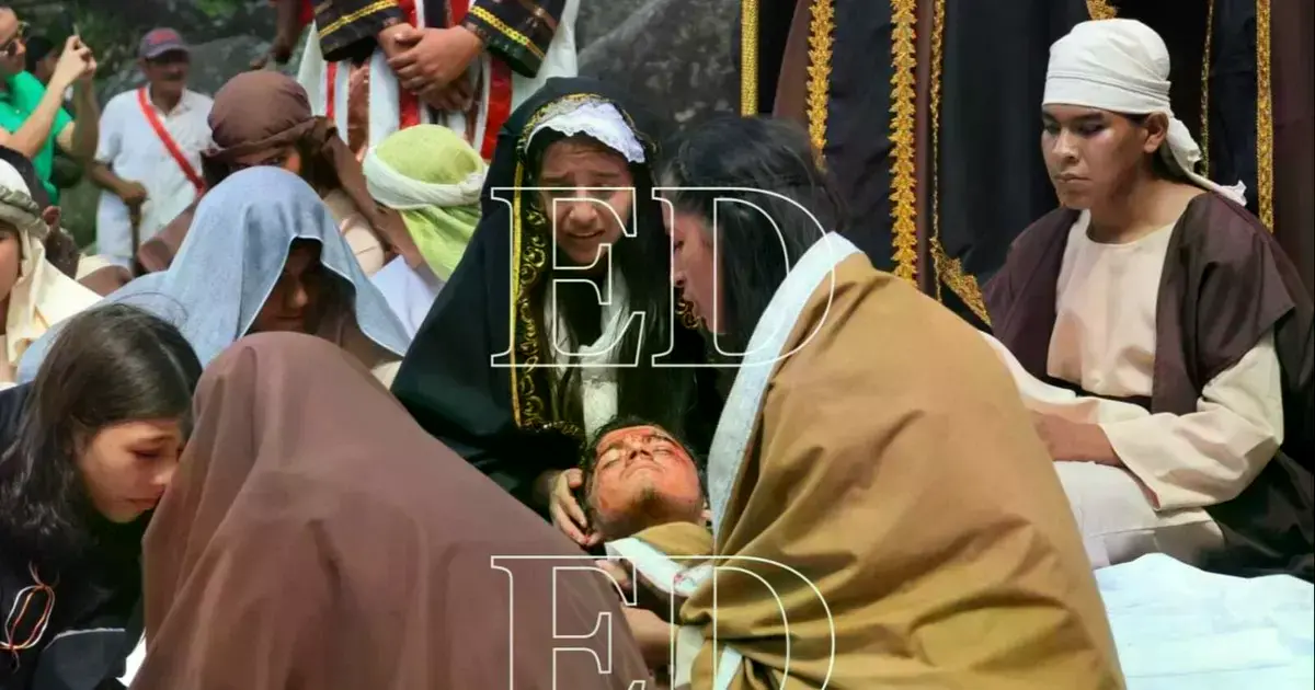 Viacrucis en San Javier