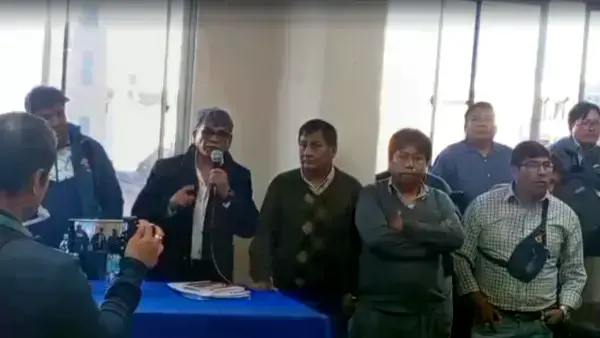 Lucio Méndez, Ejecutivo de la Federación Departamental de Choferes de Oruro.