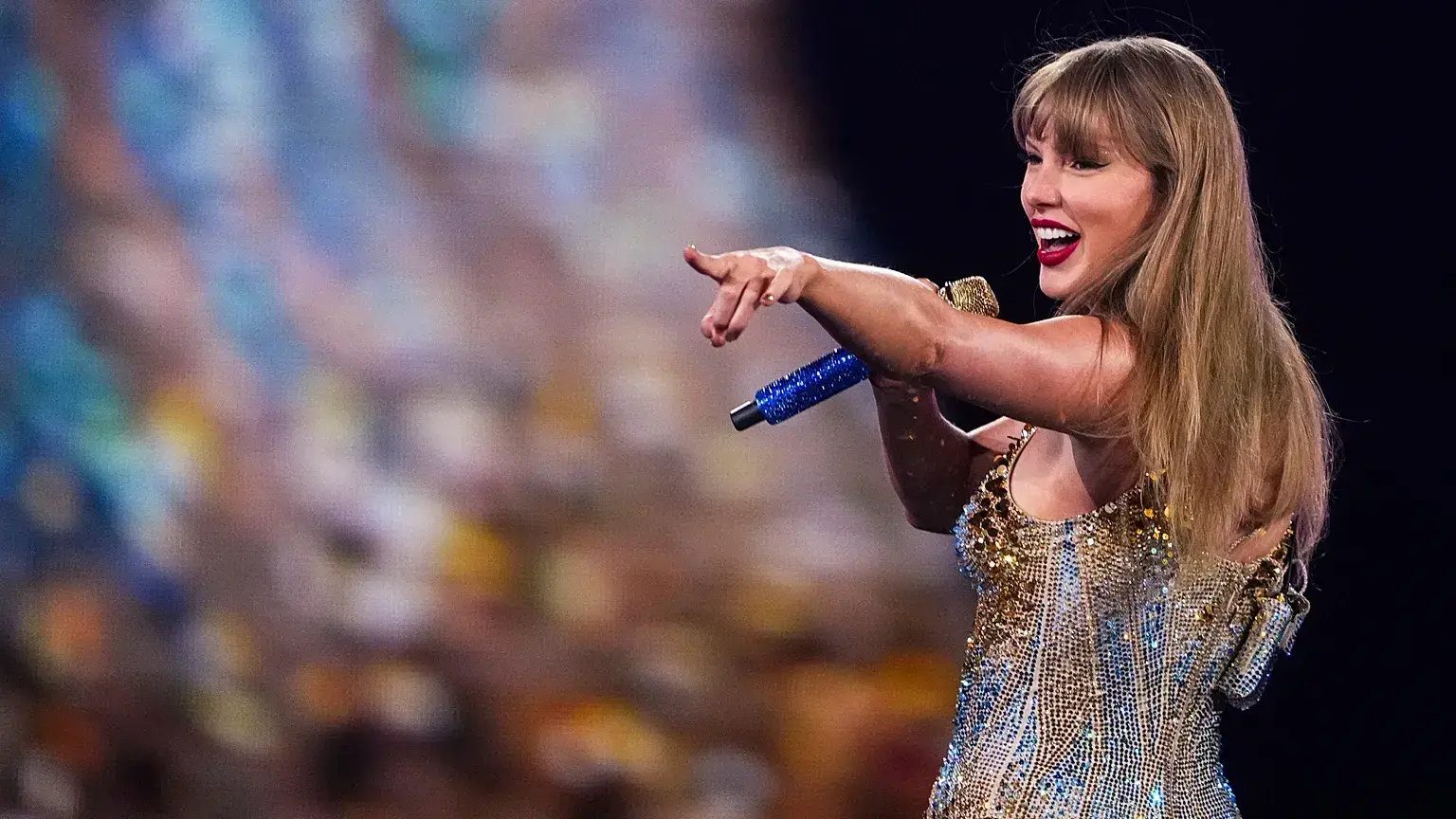 Taylor Swift actúa durante 'The Eras Tour' en Vancouver, Columbia Británica, Canadá, en diciembre de 2024.