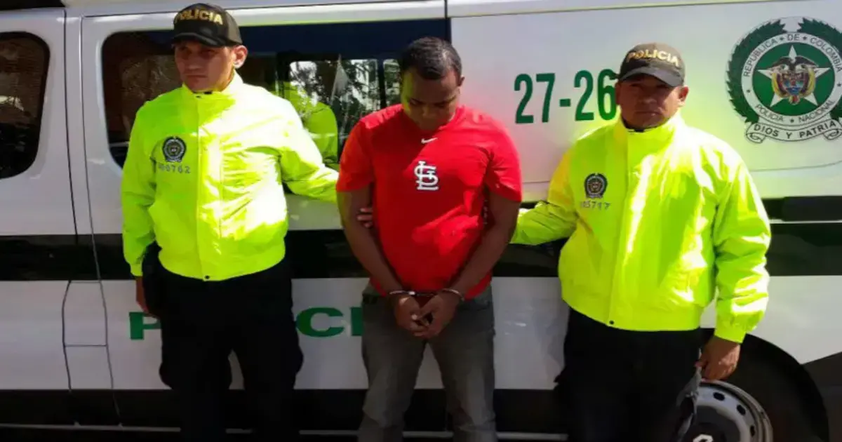 Operativo policial en Santa Cruz.