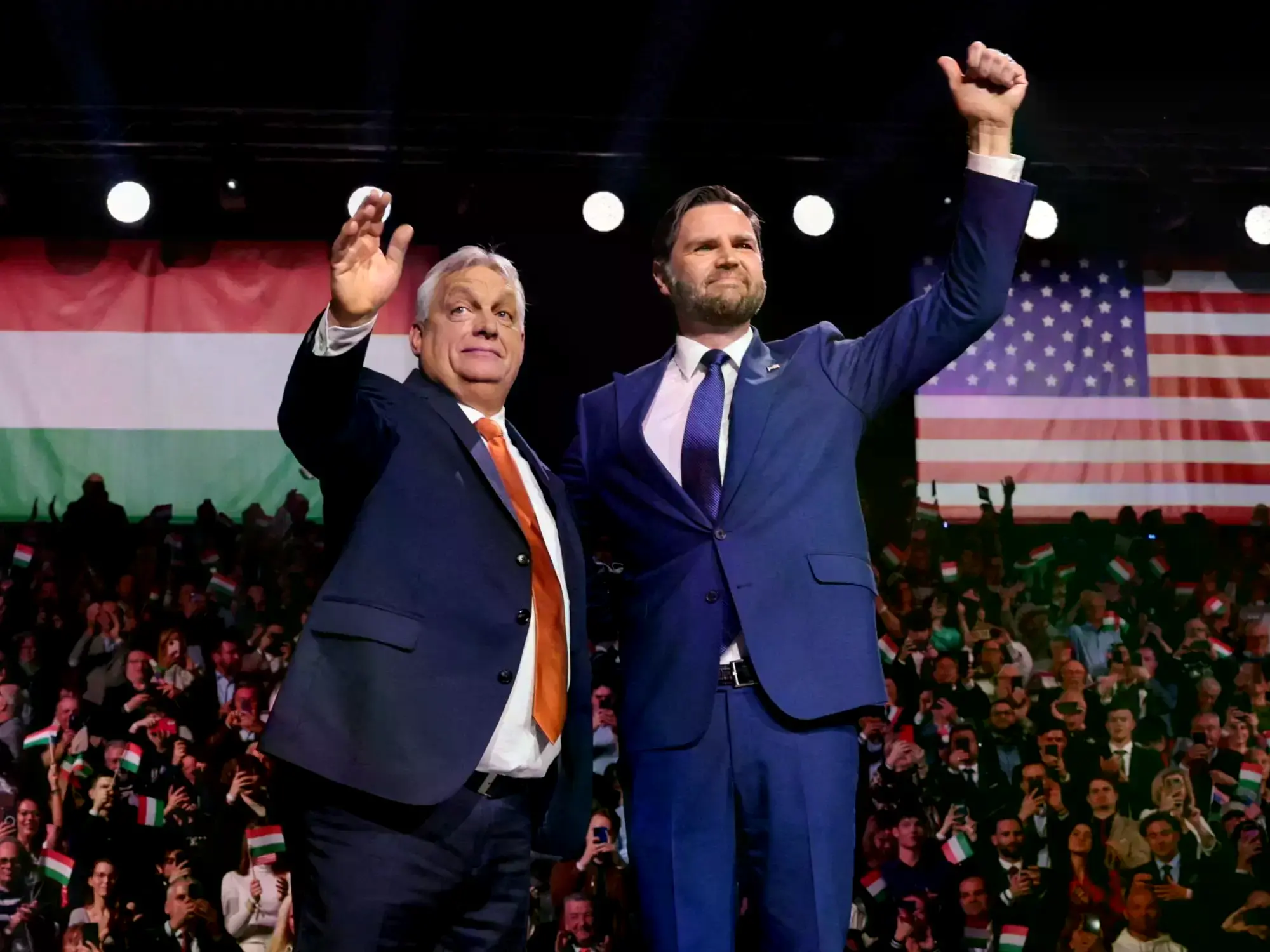 El vicepresidente de Estados Unidos, JD Vance, participó en un acto de campaña de Viktor Orbán en Budapest.