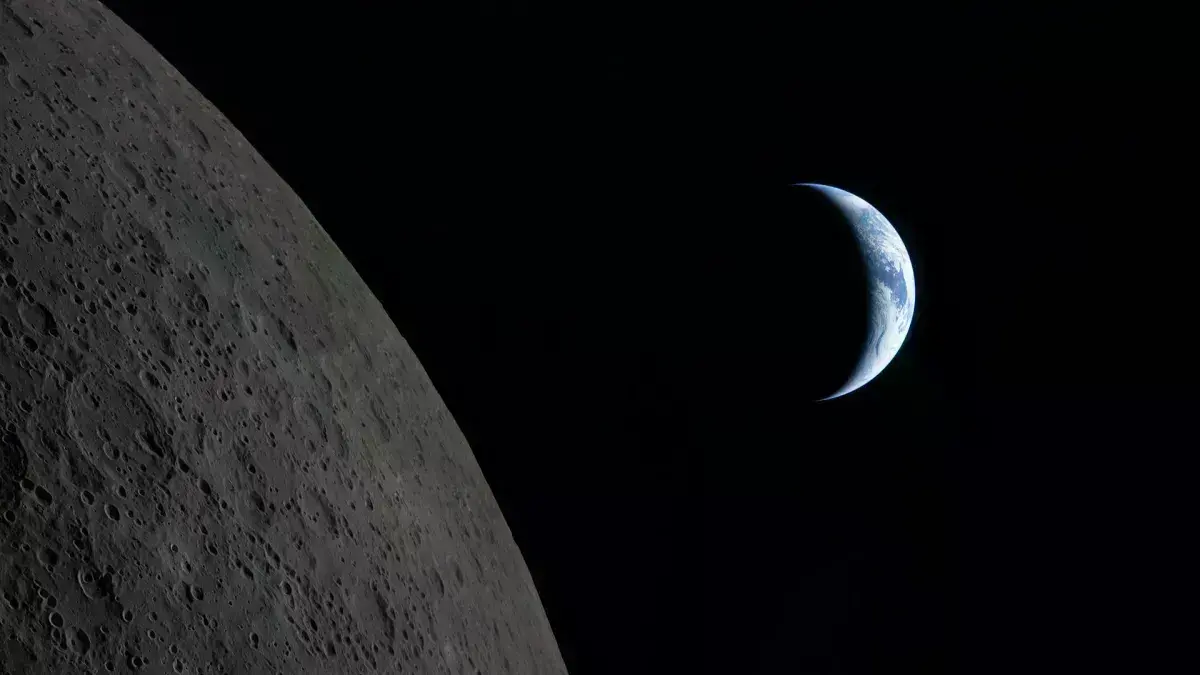 La Tierra se oculta tras la Luna en una imagen capturada por la tripulación de Artemis II.