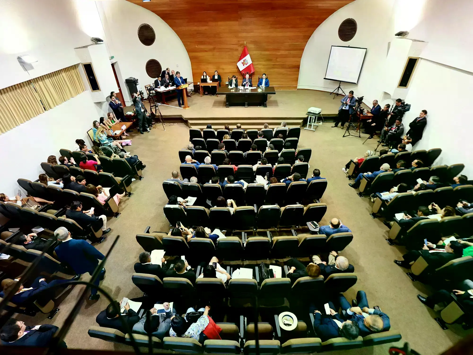 El Congreso de la República de Perú volverá a ser bicameral, tras las elecciones de este domingo.