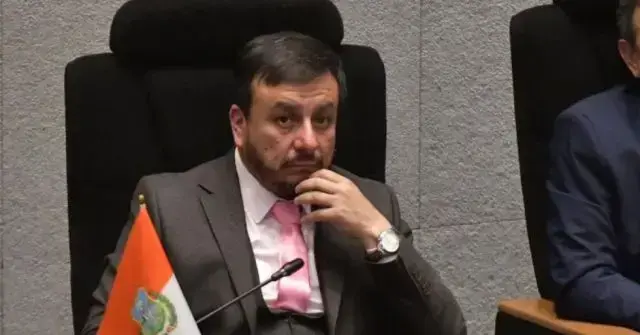 Mauricio Medinaceli, ministro de Hidrocarburos.