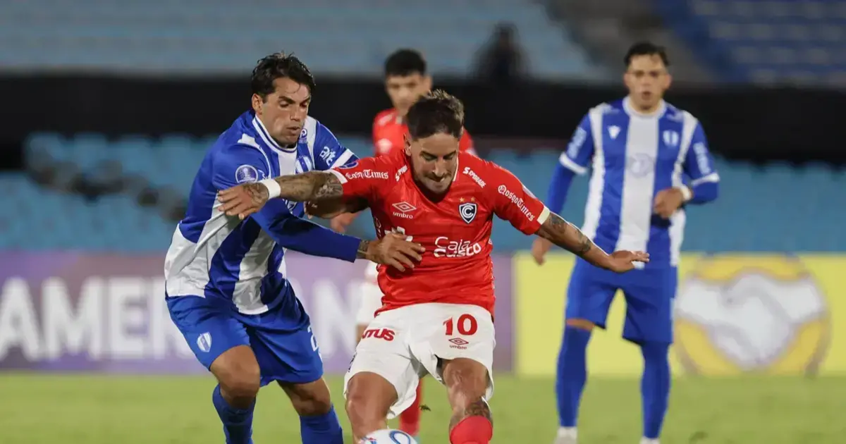 Cienciano rescata un punto en el Centenario y complica a Juventud.