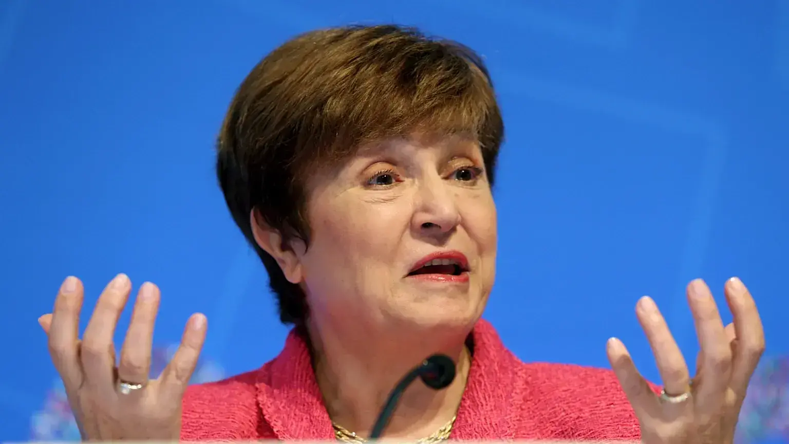 Kristalina Georgieva, directora gerente del FMI, habla en una rueda de prensa en Washington en octubre de 2019.