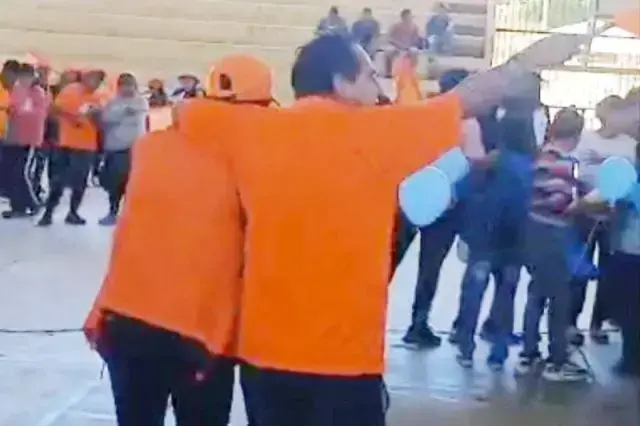 Una imagen de la grabación que circula en redes sociales.