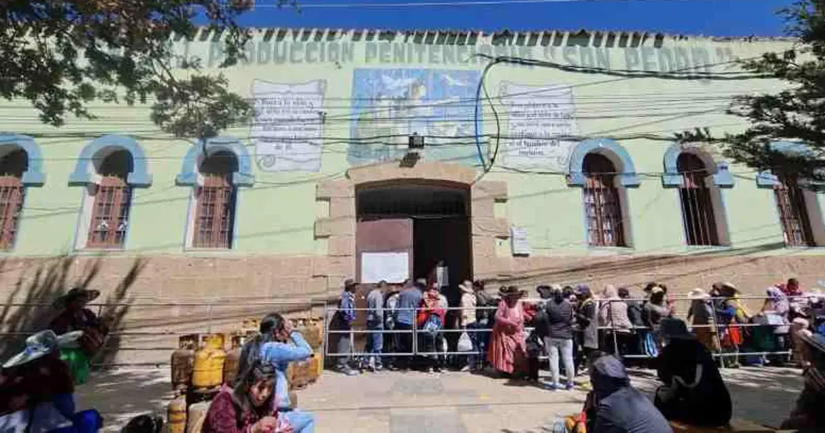 Frontis de la cárcel de San Pedro en Oruro.