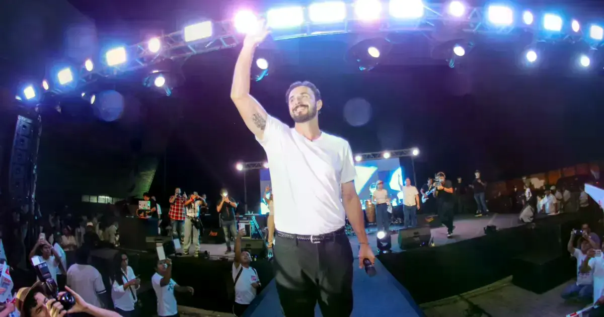 Juan Pablo Velasco se dirigió a sus seguidores.