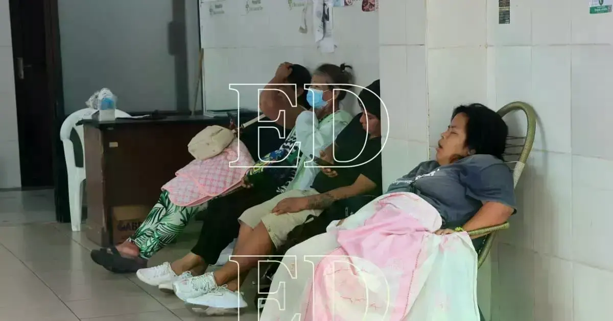 Pacientes en el hospital San Juan de Dios durante el paro de salud.