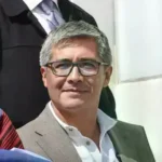 Ministro de Economía no asistirá a interpelación por estar en Estados Unidos