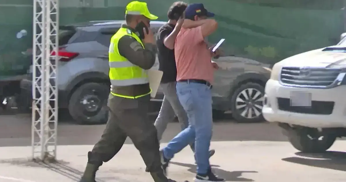 Ambos conductores fueron aprehendidos