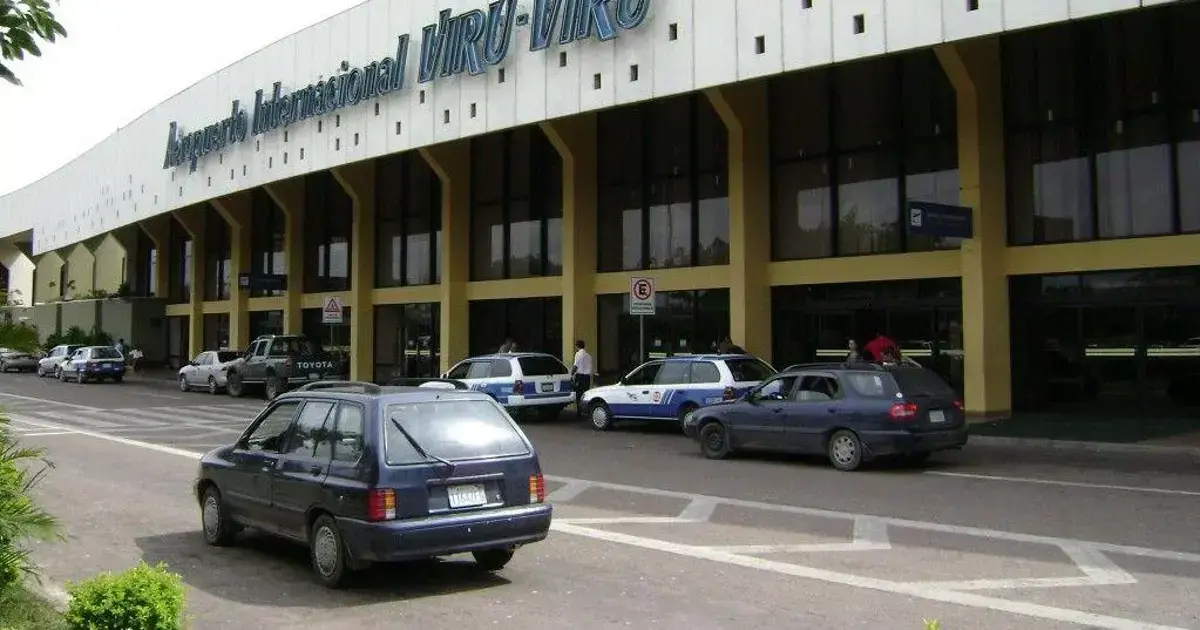 El Aeropuerto Internacional Viru Viru de Santa Cruz.
