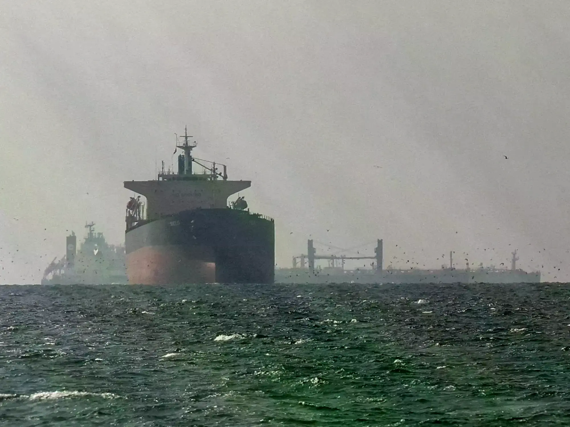 El estratégico Estrecho de Ormuz, clave para el transporte mundial de petróleo.