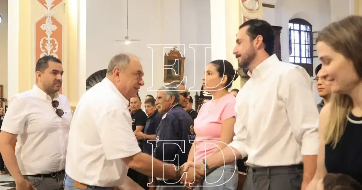 Ritter y Velasco se saludan en la Catedral Metropolitana