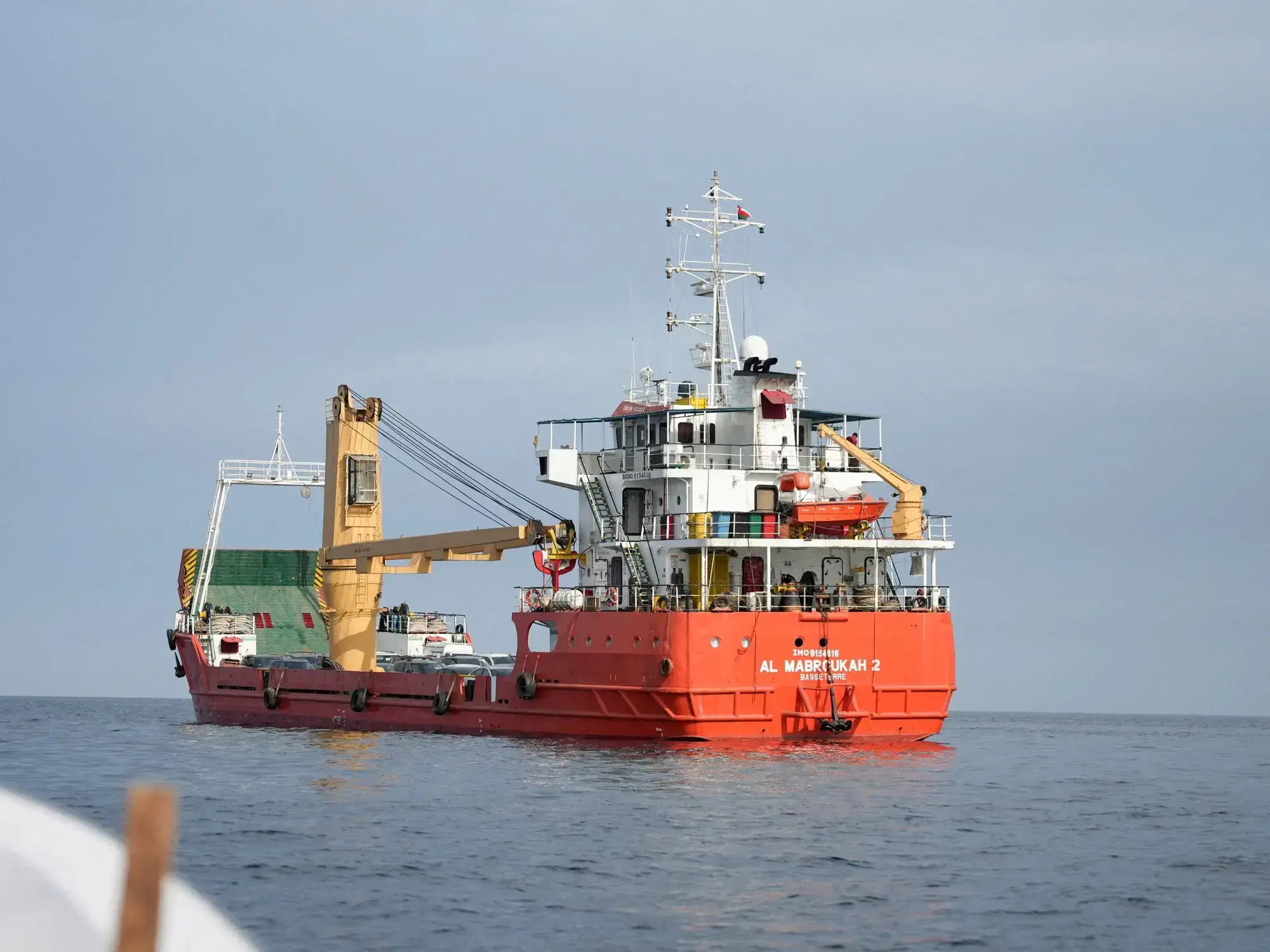 Un barco en el estrecho de Ormuz, donde continúan los bloqueos entre Estados Unidos e Irán.