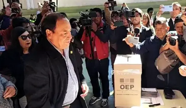 Franz García, candidato a la Gobernación de Chuquisaca.