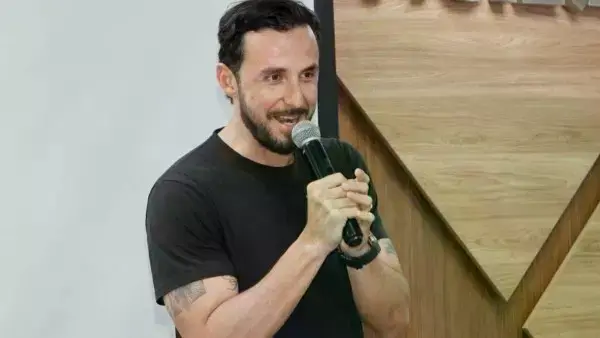 Juan Pablo Velasco gana la gobernación de Santa Cruz con el 57% de los votos