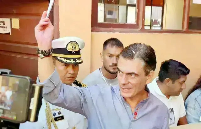 Presidente Paz respalda interpelación del ministro Oviedo sobre narcotráfico