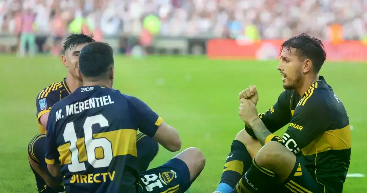 Leandro Paredes celebrando su gol ante River Plate.