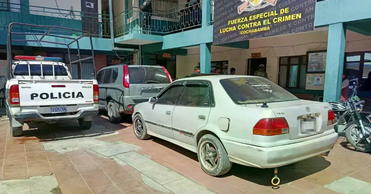 Los aprehendidos fueron llevados hasta instalaciones policiales.