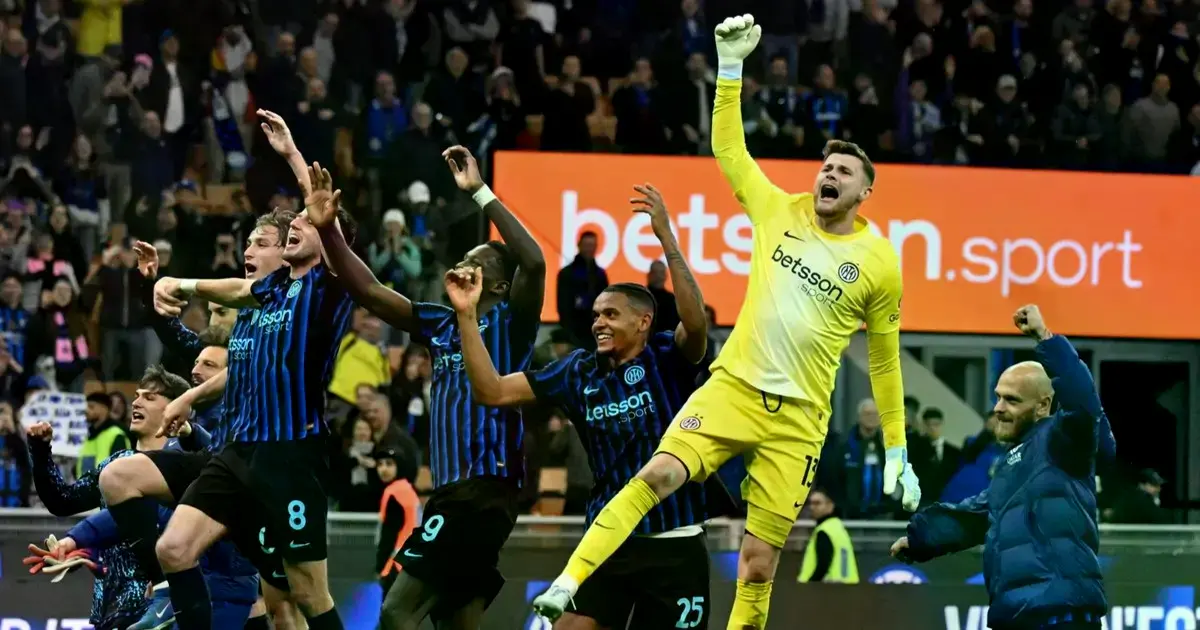 Jugadores del Inter celebrando su pase a la final.