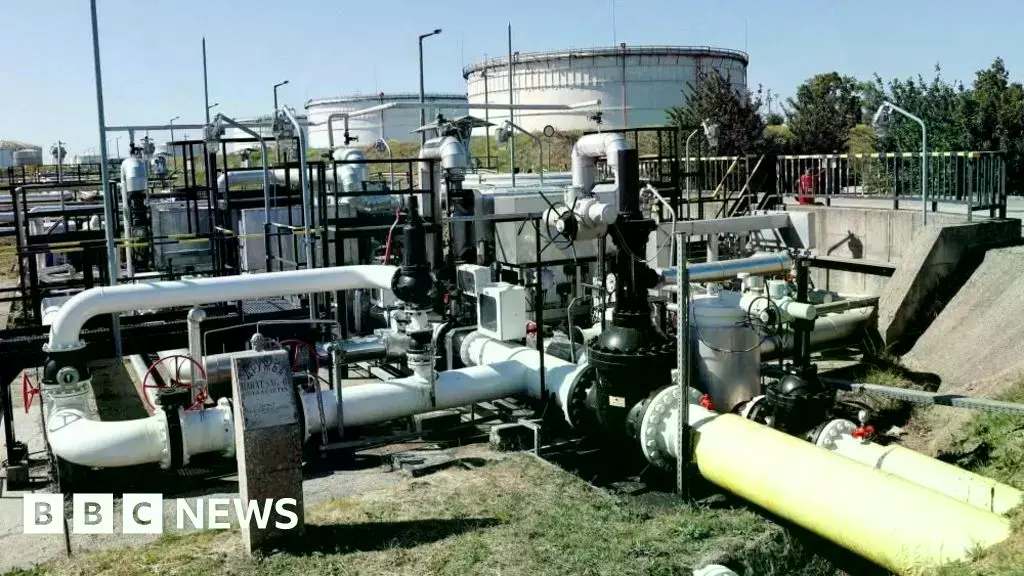 Suministros de petróleo a través del oleoducto Druzhba hacia Hungría y Eslovaquia se detuvieron a finales de enero (foto de a