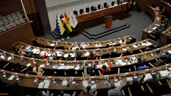 Diputados reactivan crédito para la generación de empleo.