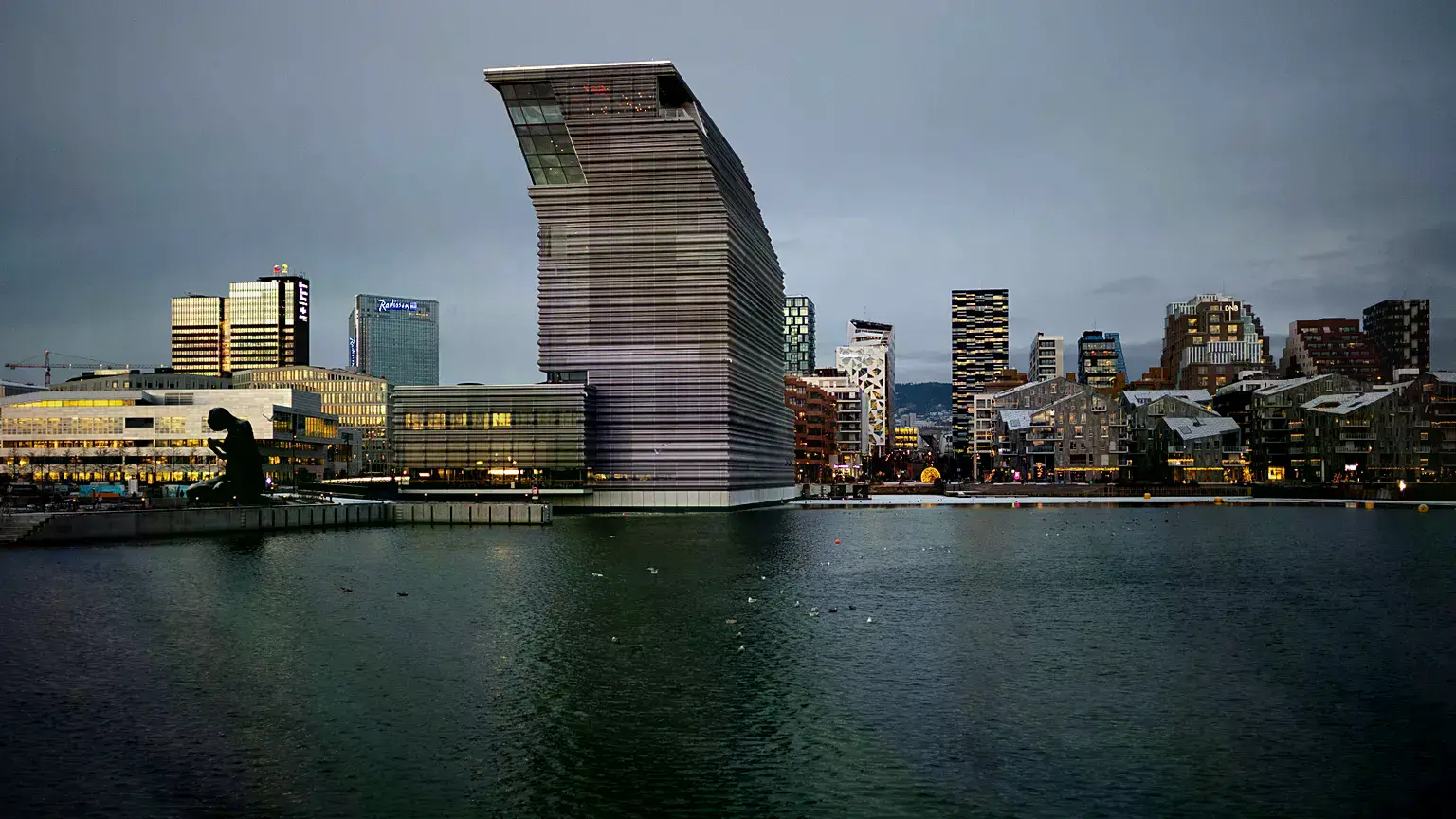 Panorámica de Oslo con el Museo Munch en el centro, fotografiada en Oslo (Noruega) el jueves, ocho de diciembre de 2022.