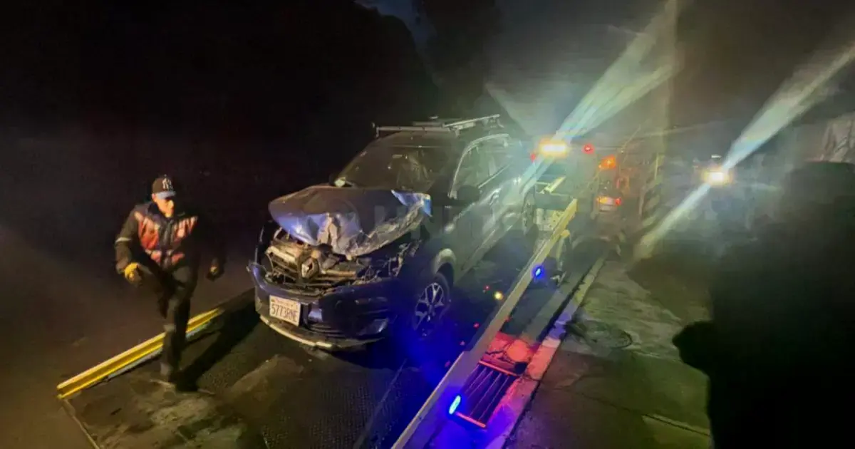 El vehículo dañado esta mañana en La Paz.