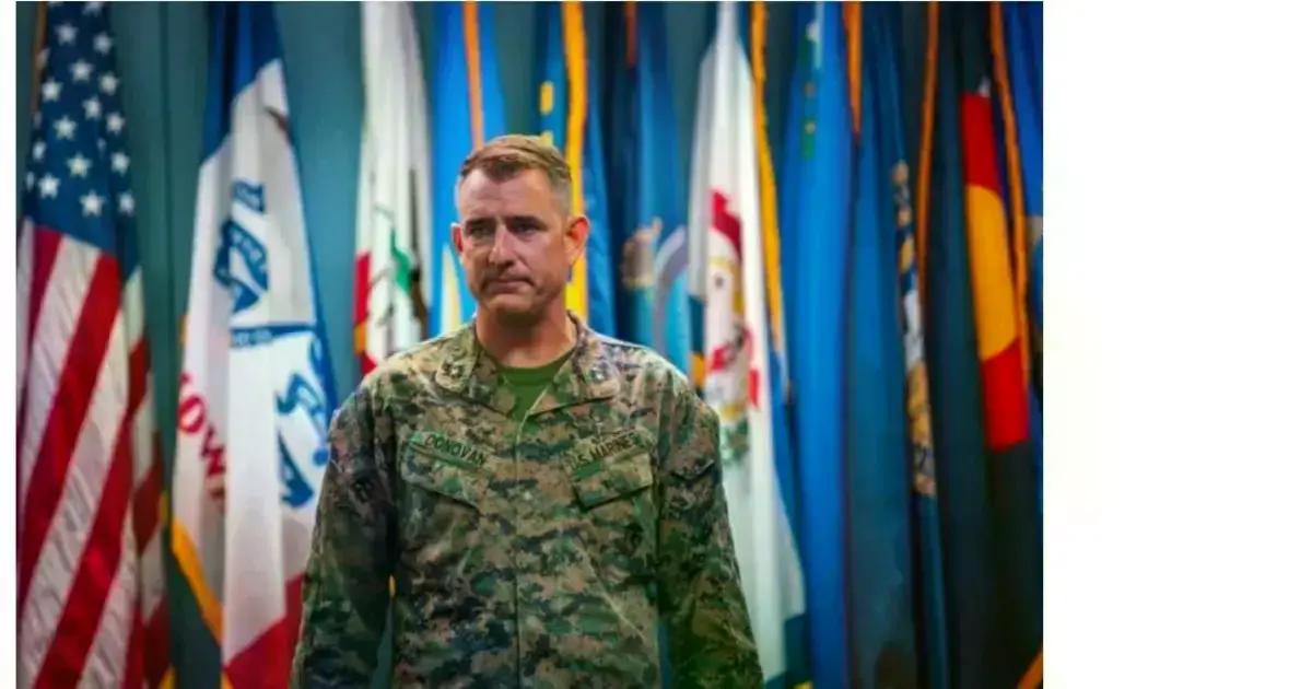 Francis Donovan, cabeza del Comando Sur