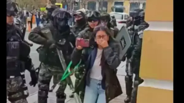 La UTOP intervino con agentes químicos mientras periodistas realizaban cobertura en el lugar.