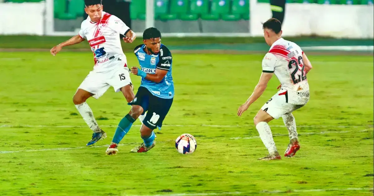 Estado del campo de juego en el Tahuichi