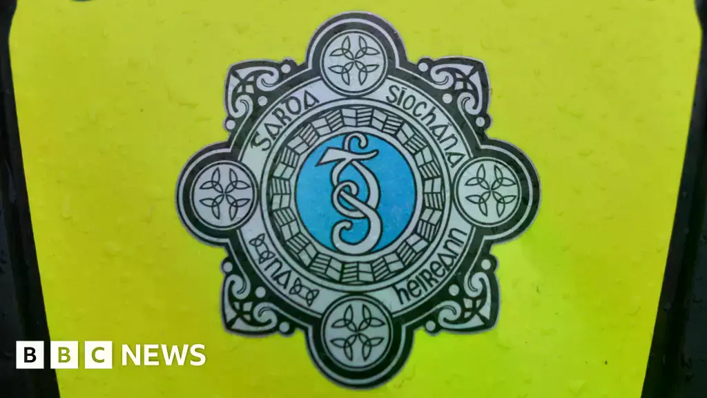 Un varón adolescente fue declarado muerto en el lugar