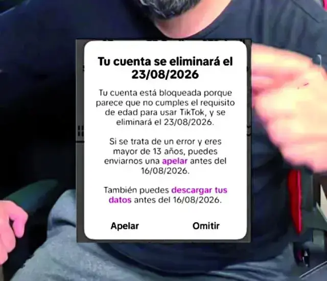 El mensaje que recibieron algunos creadores luego de que sus cuentas fueran bloqueadas.