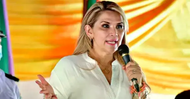 Jeanine Áñez en una anterior aparición