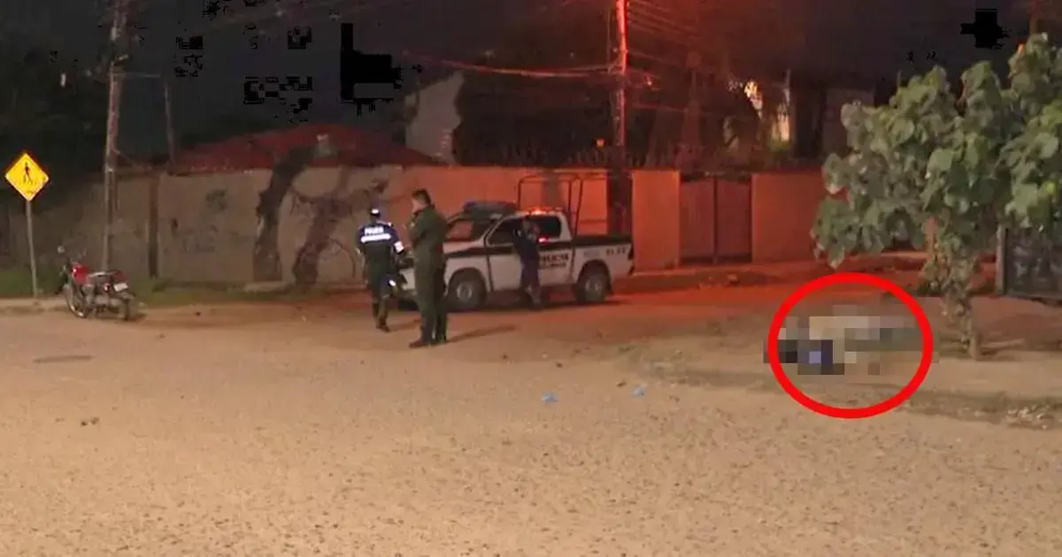 La víctima fue hallada en plena vía pública