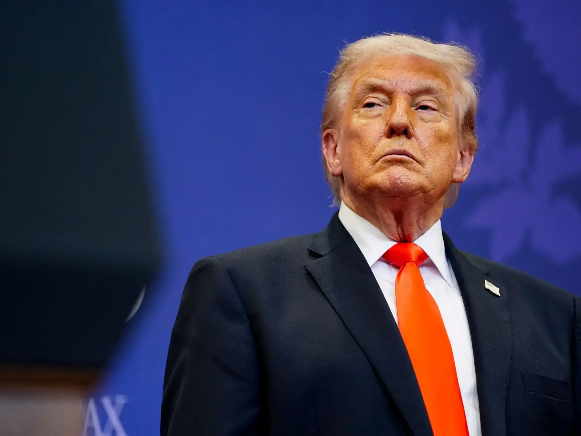 Donald Trump expone su puja con el Congreso por la guerra en Medio Oriente.