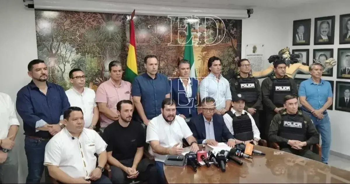 La reunión de emergencia por el incremento de hechos de violencia concentró a las autoridades en el Comité pro Santa Cruz.