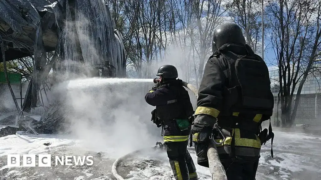 Las ciudades ucranianas han sido sometidas a ataques aéreos regulares por parte de Rusia.