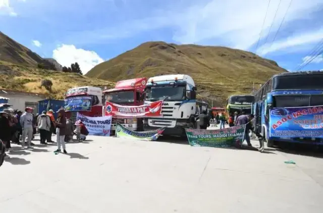 Uno de los puntos de bloqueo en el departamento de La Paz.