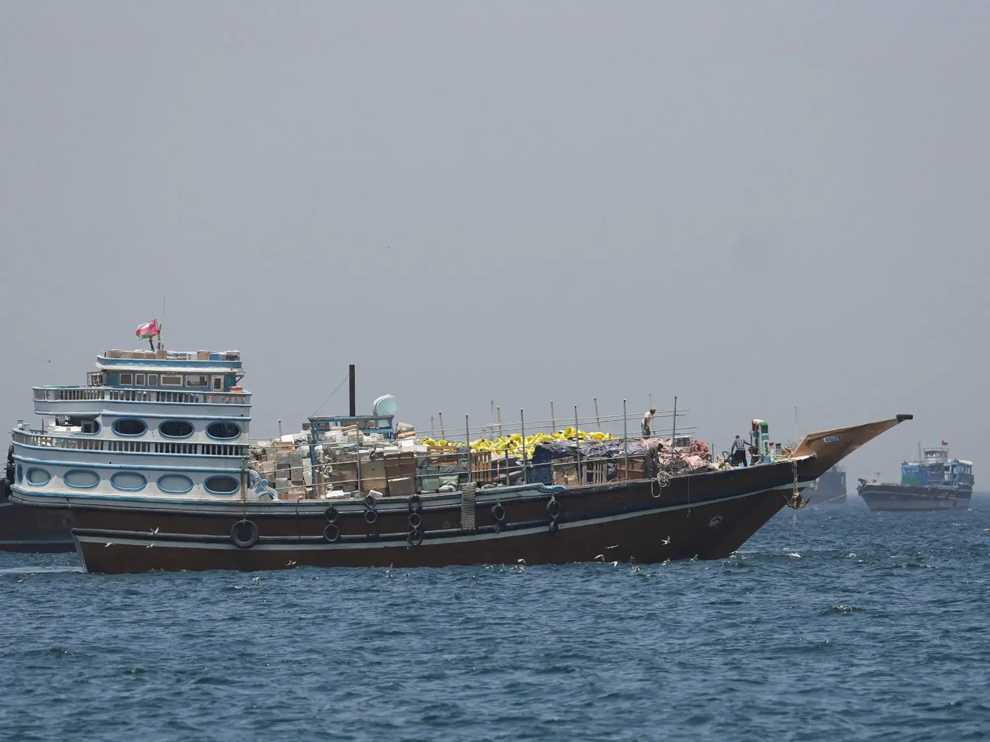 Barcos en el Estrecho de Ormuz.