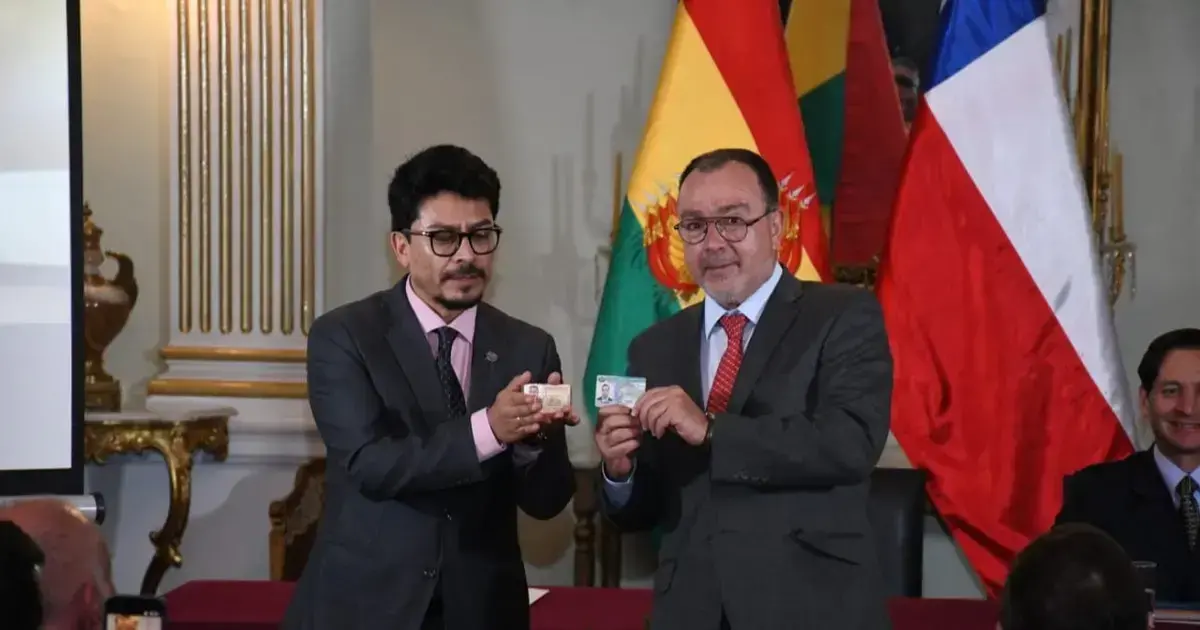 Conferencia de prensa de autoridades bolivianas y chilenas